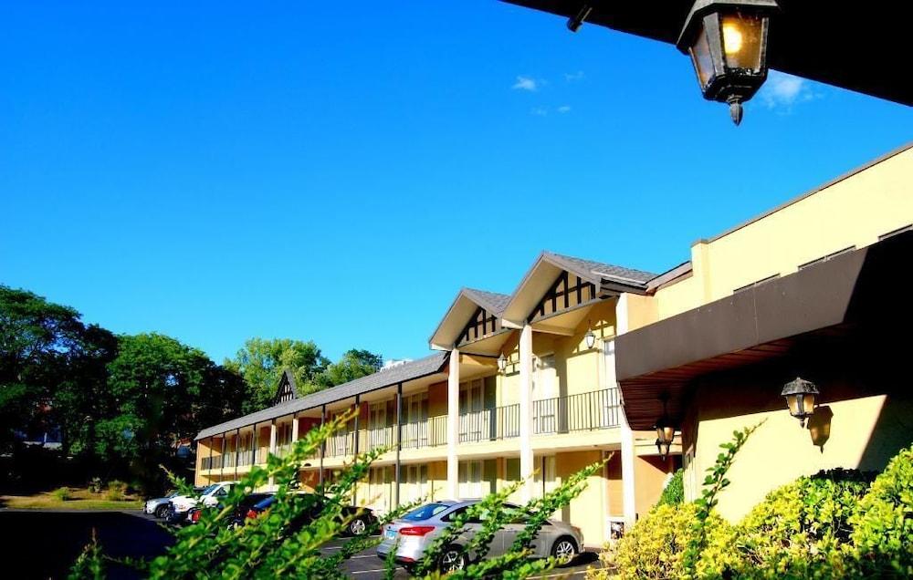 West Gate Inn Nyack Exteriör bild